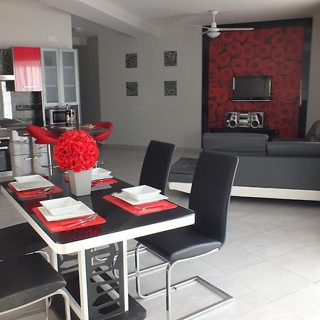 Penthouse Next To The Beach Marsaskala Buitenkant foto